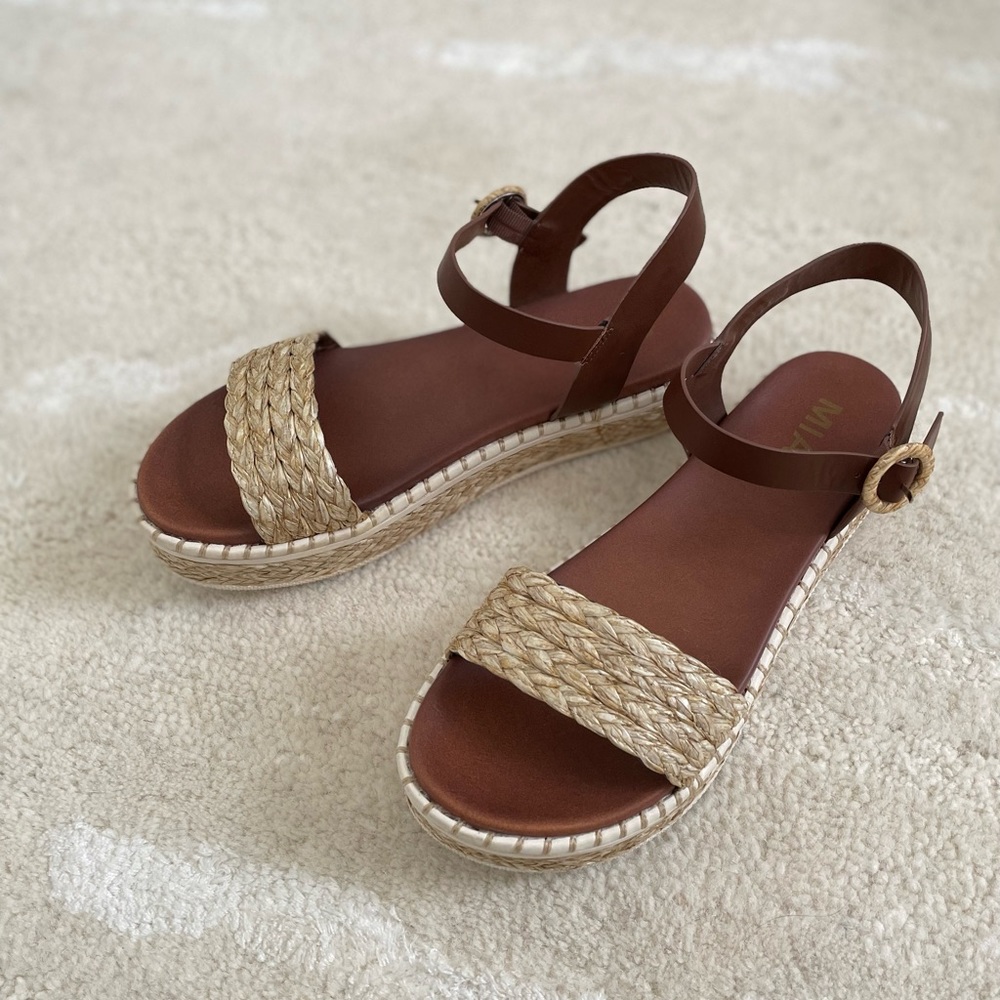 MIA - Espadrilles Sandals - Size:8.5 worn once, excellent condition
